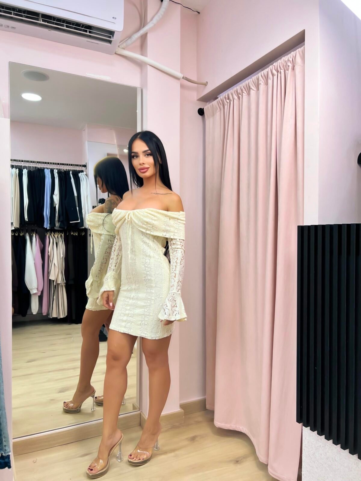 ΚΟΝΤΟ ΦΟΡΕΜΑ ΜΕ ΔΑΝΤΕΛΑ — ΕΚΡΟΥ