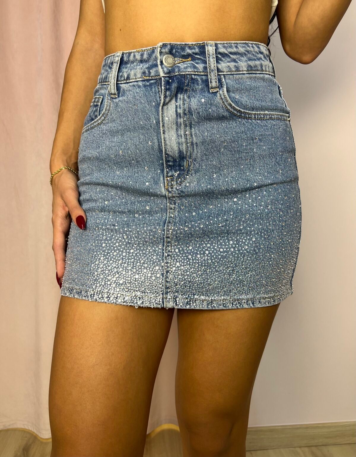 Τζιν Μίνι Φούστα με Στρας Λεπτομέρειες