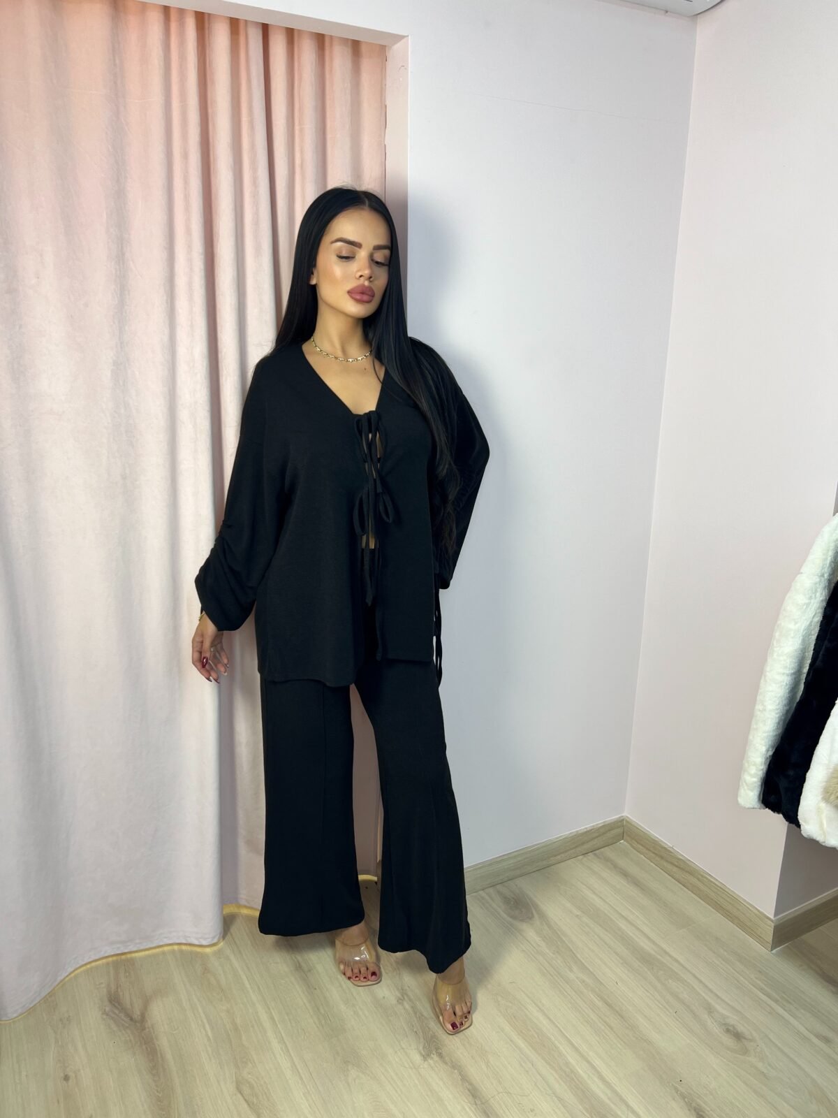 Σετ Παντελόνι με Ριχτή ζακέτα και δέσιμο στα μανίκια — ΜΑΥΡΟ