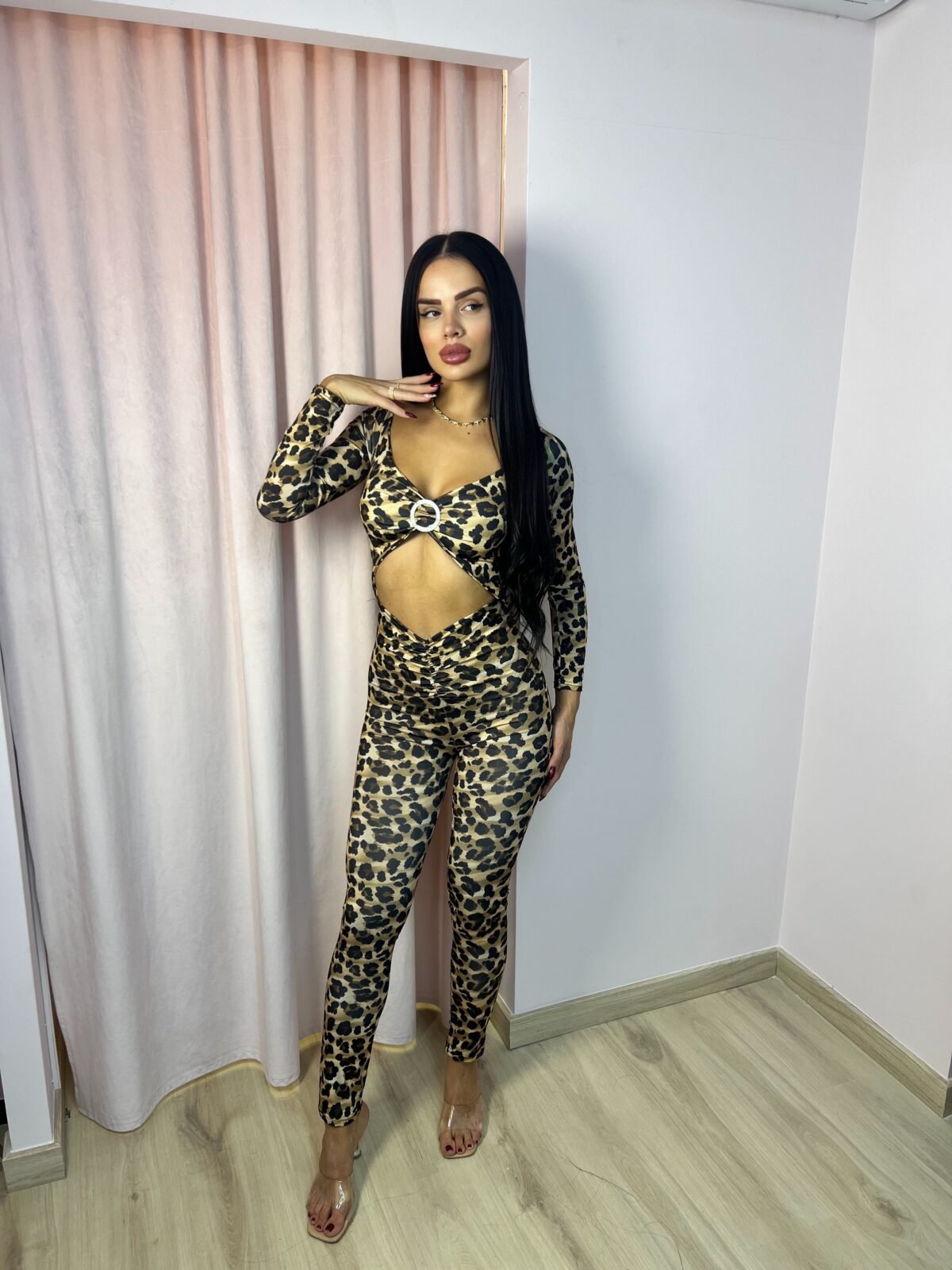 Leopard Jumpsuit με Cut-Out και Μεταλλικό Δαχτυλίδι